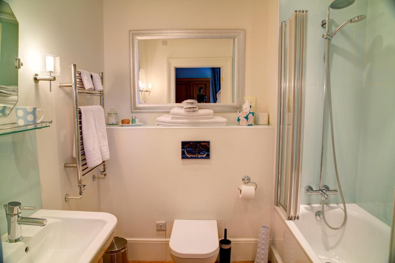 The Old Rectory Bed And Breakfast Ludlow Room photo